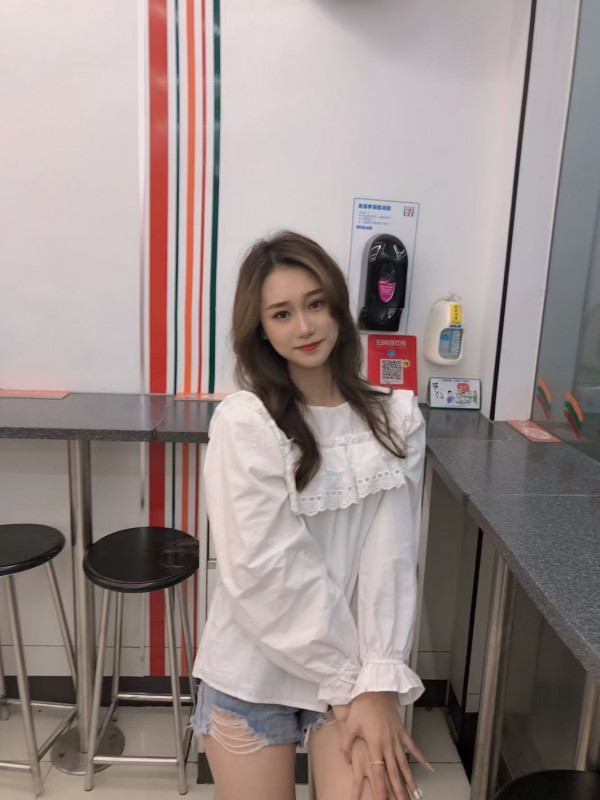 郑州漂亮妹子